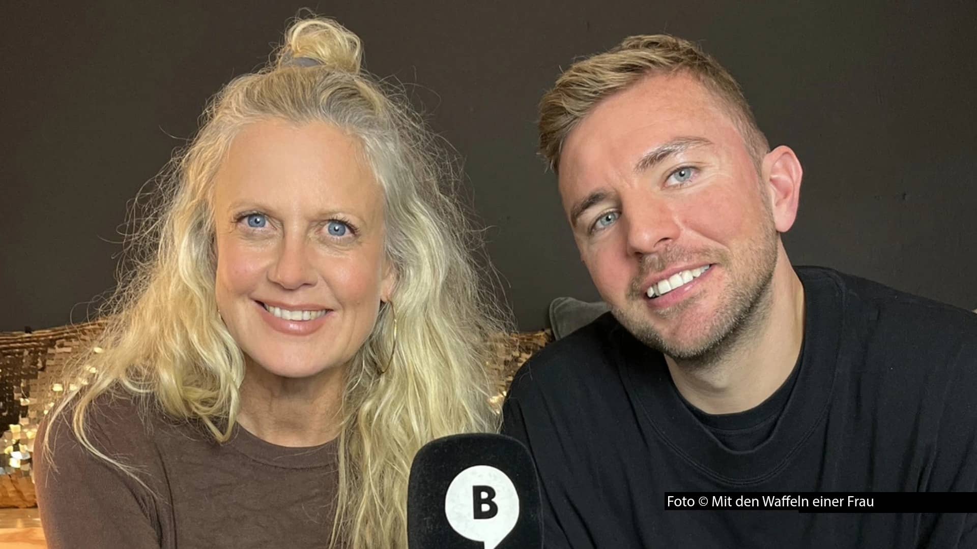 HP_Barbara Schöneberger, Christoph Kramer_Foto Mit den Waffeln einer Frau